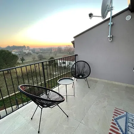 Lucija For Max 8 Persons With The Pool On The Country Side Of Lejlighed